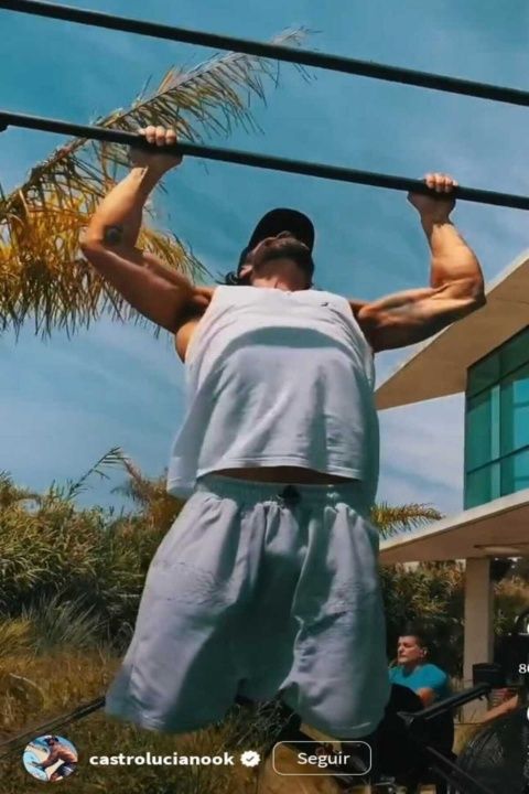  Luciano Castro mostró el riguroso entrenamiento que realiza para tener unos músculos de acero. Foto: Instagram @Lucianocastro 